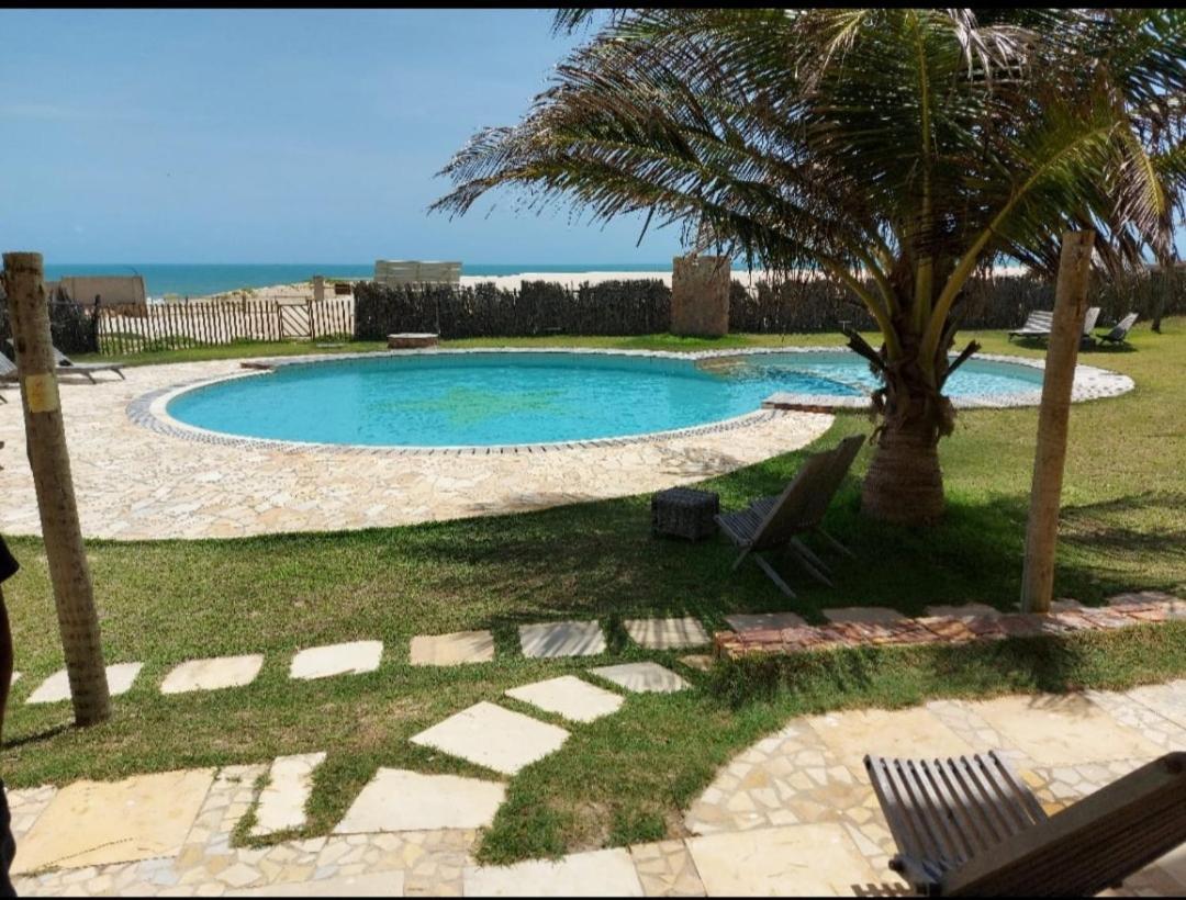 Vilas Na Praia Residence O Paraiso E Aqui Aracati Exterior photo