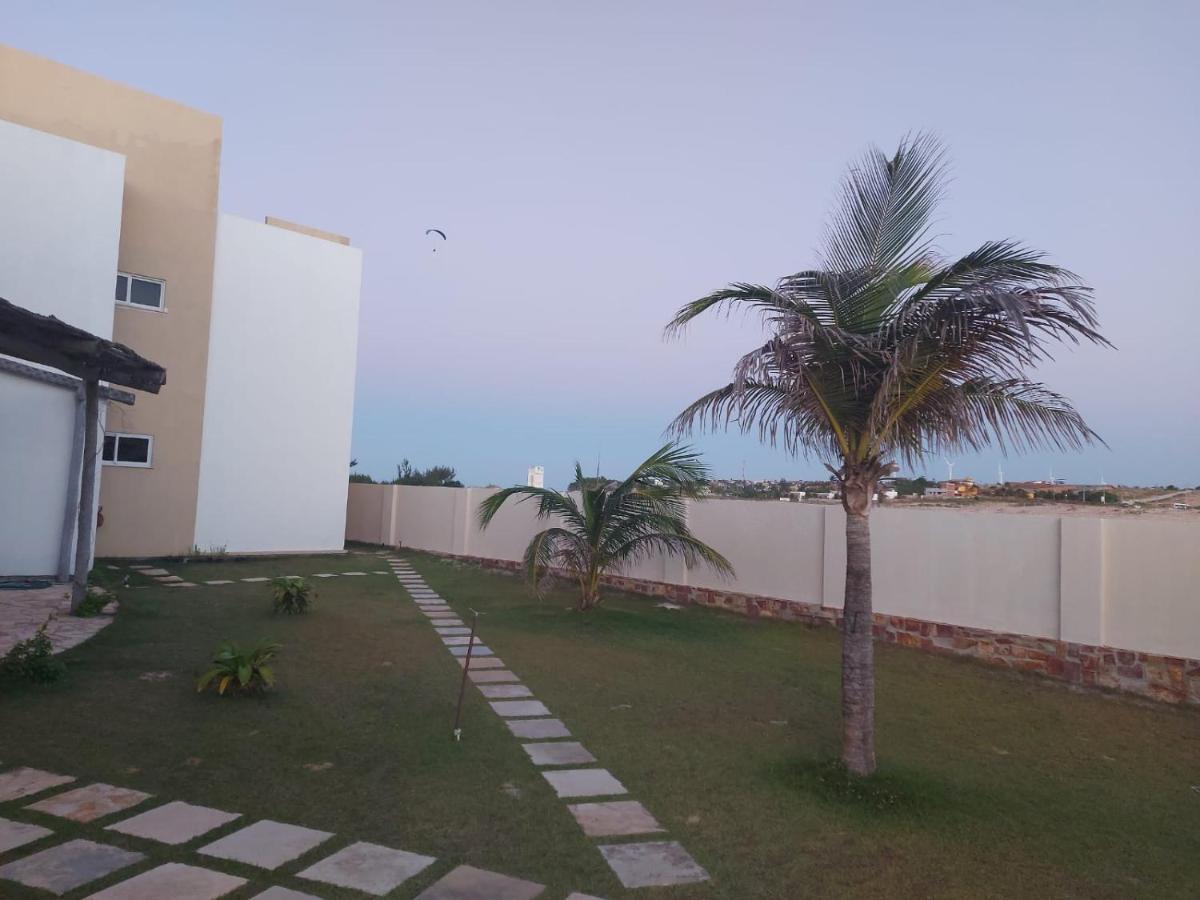 Vilas Na Praia Residence O Paraiso E Aqui Aracati Exterior photo